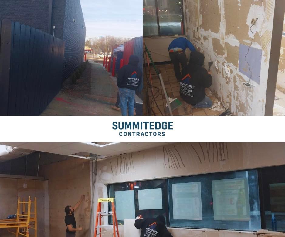 SummitEdge crew working on commercial project